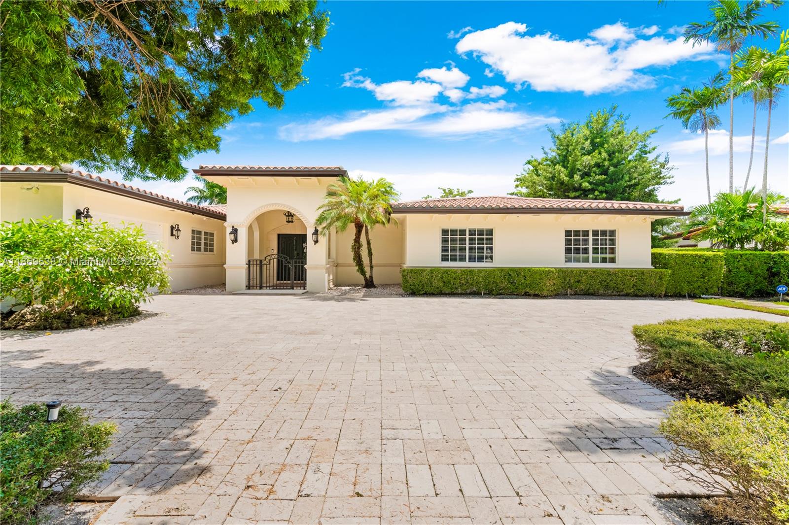 4001 Santa Maria St Coral Gables, FL 33146