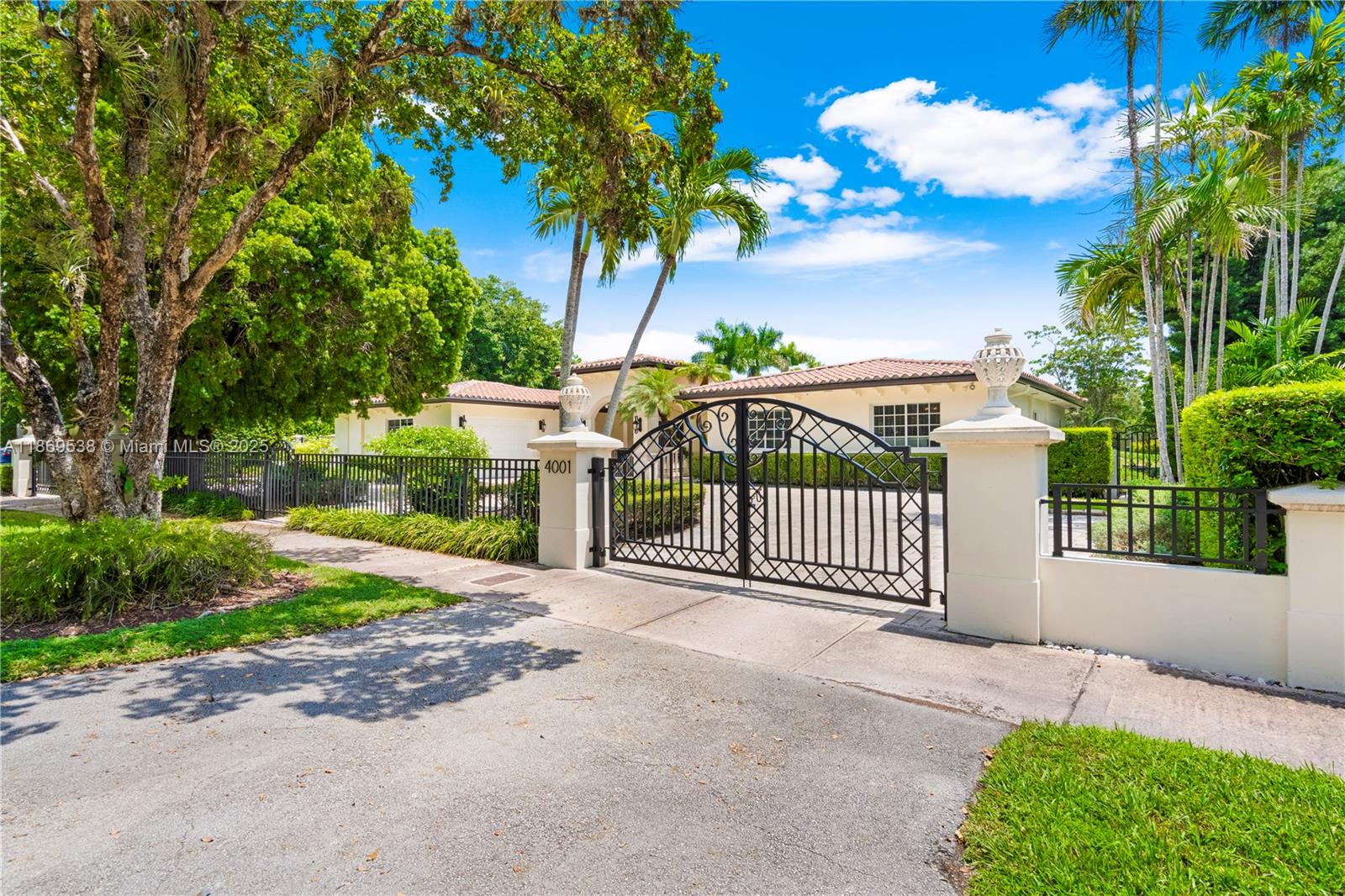 4001 Santa Maria St Coral Gables, FL 33146