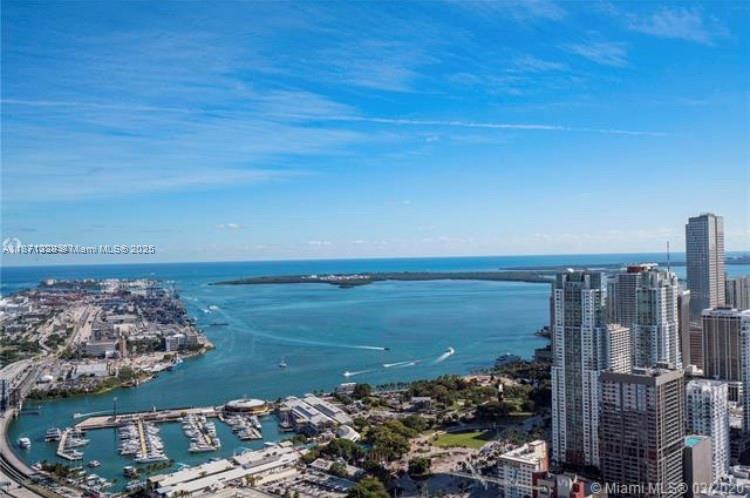 image Paramount Miami45