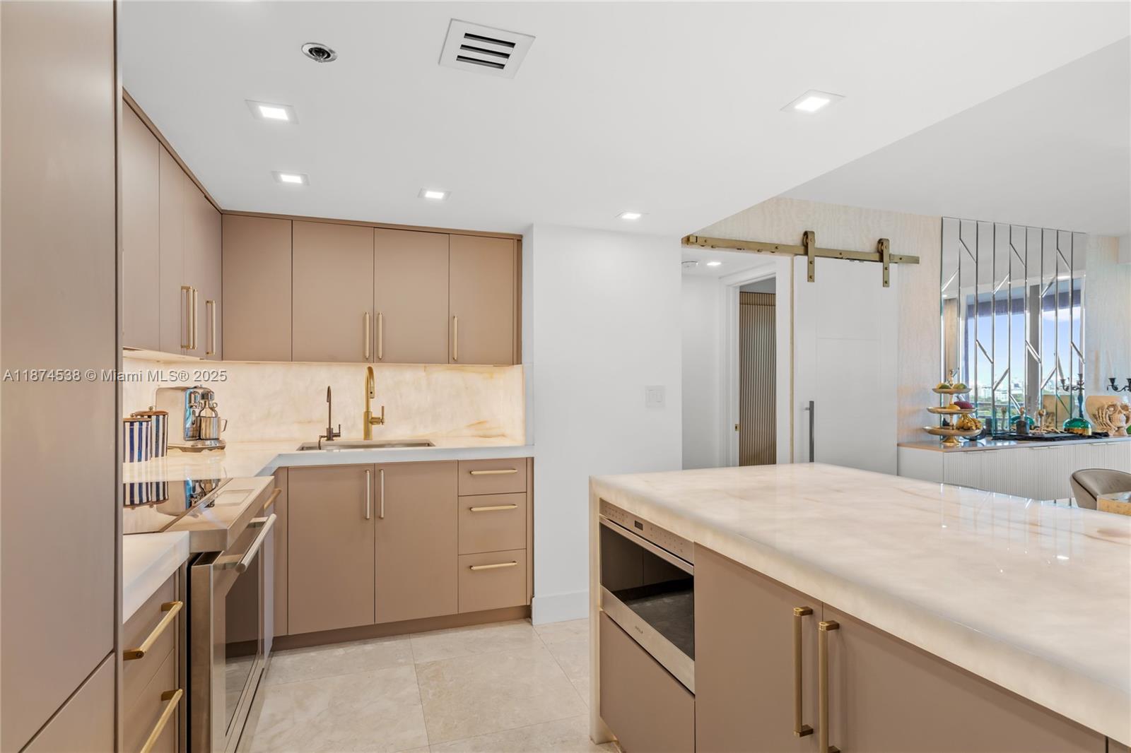 image Atlantis On Brickell Cond9