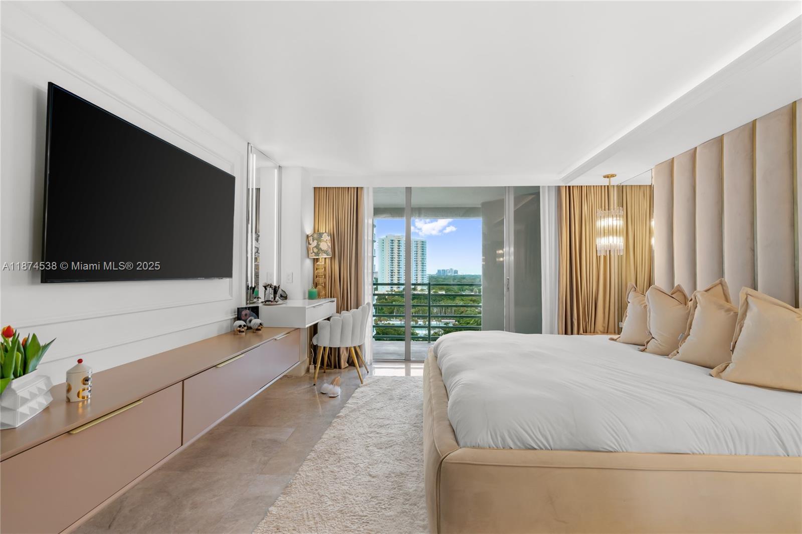 image Atlantis On Brickell Cond14
