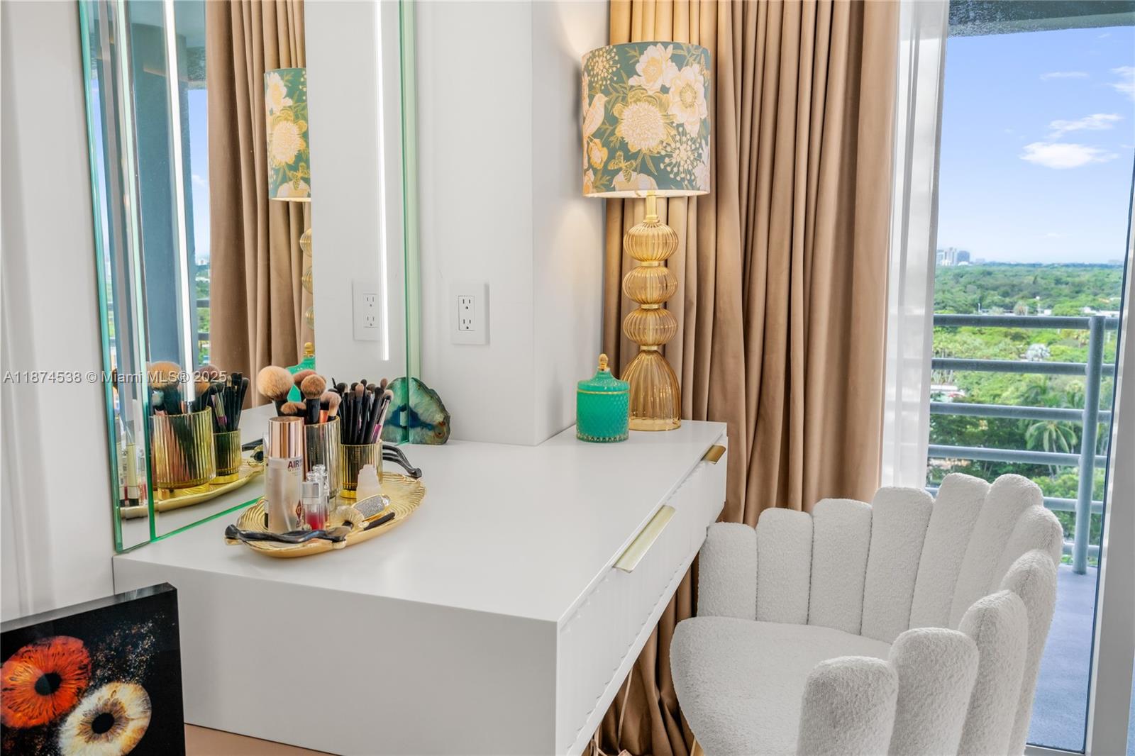 image Atlantis On Brickell Cond16