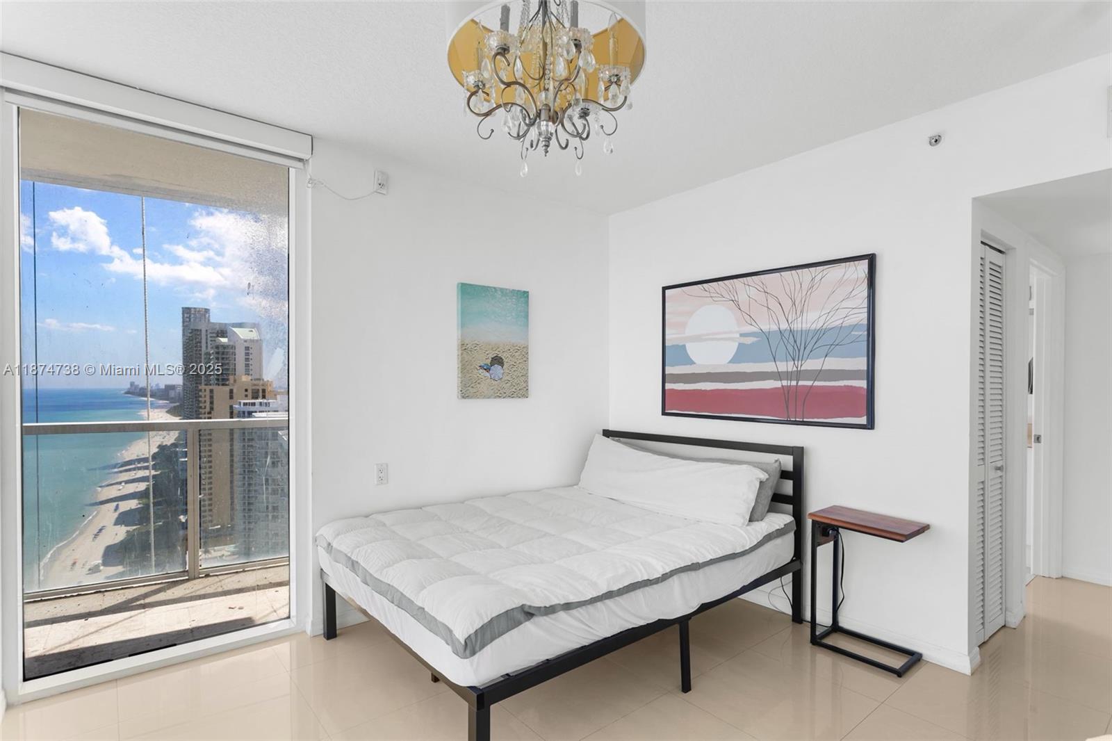 image La Perla Condo9