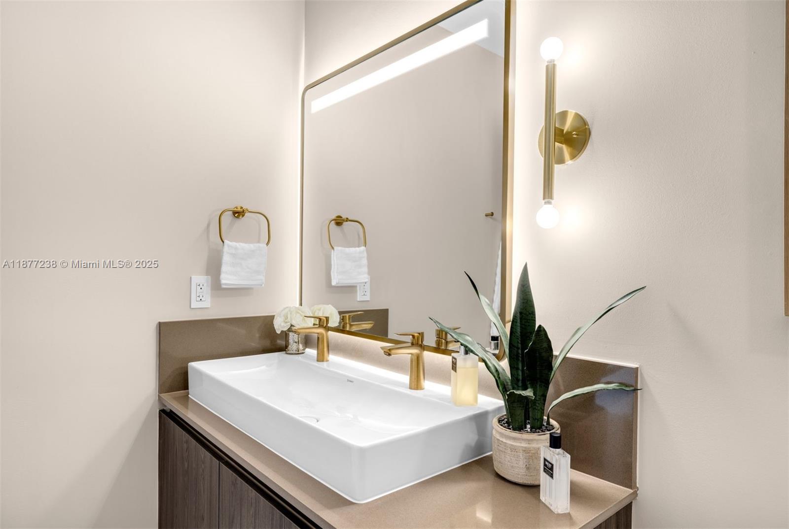 image Natiivo / Gale Residences17