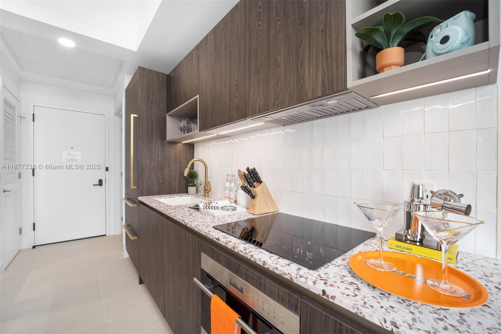 image Natiivo / Gale Residences3