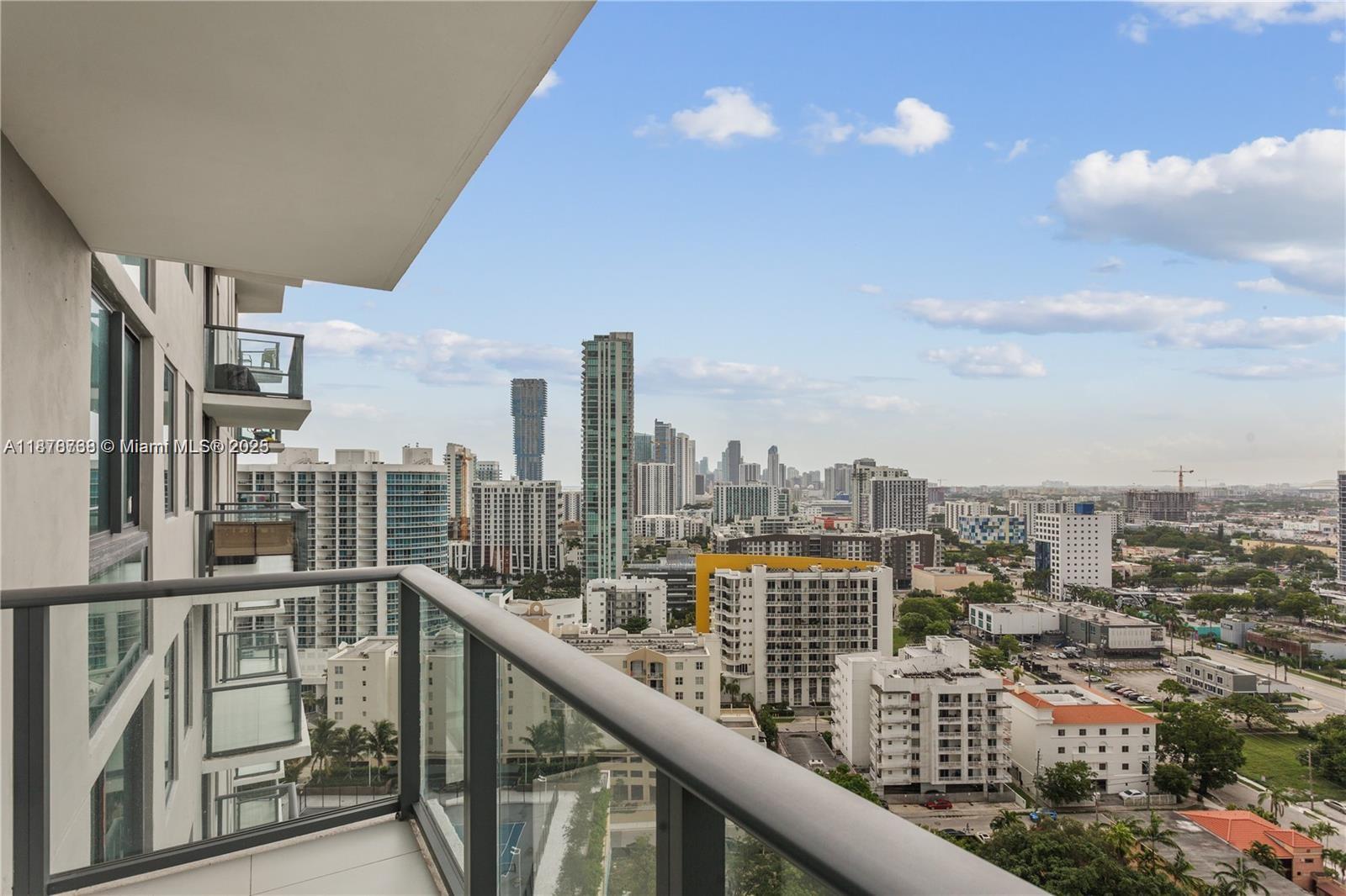 image Paraiso Bayviews Condo1