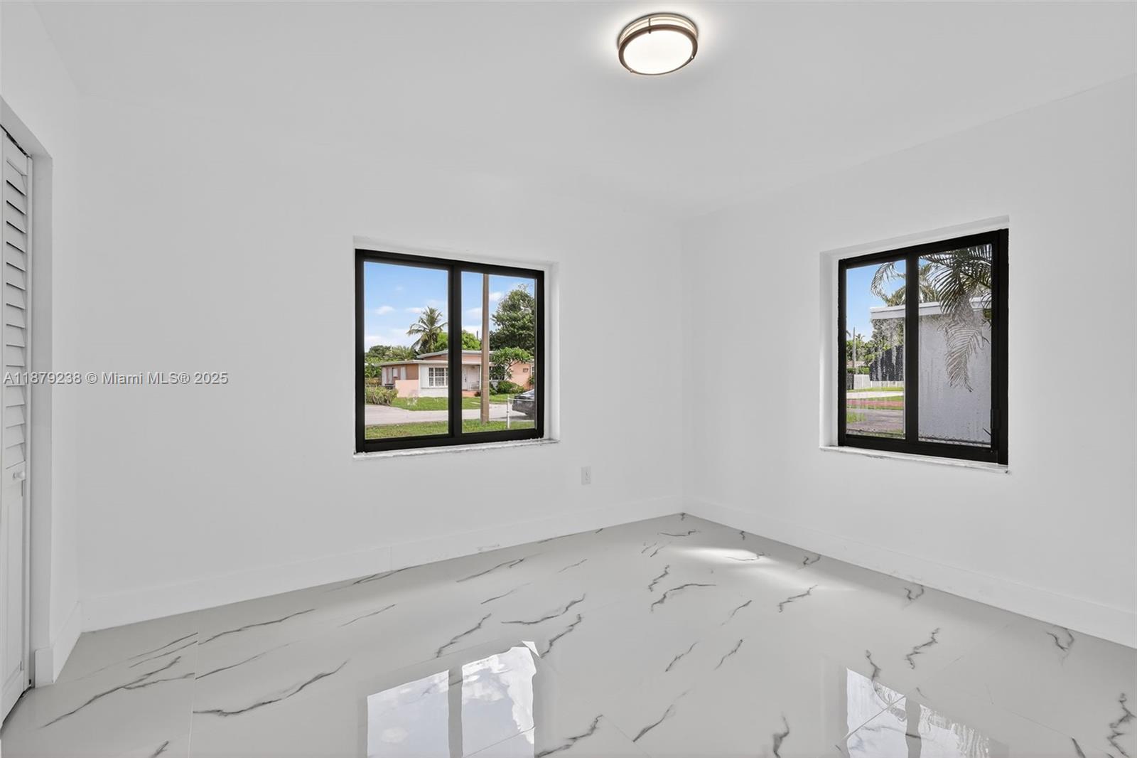 240 NW 146th St Miami, FL 33168