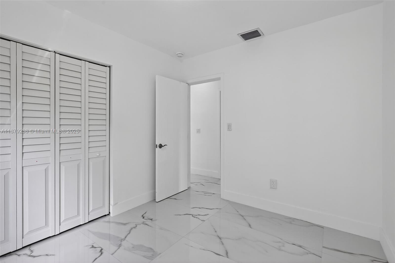 240 NW 146th St Miami, FL 33168