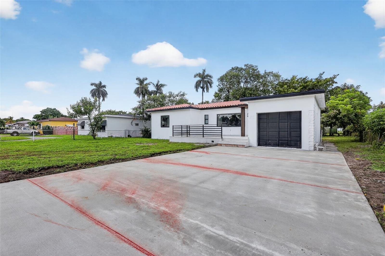 240 NW 146th St Miami, FL 33168