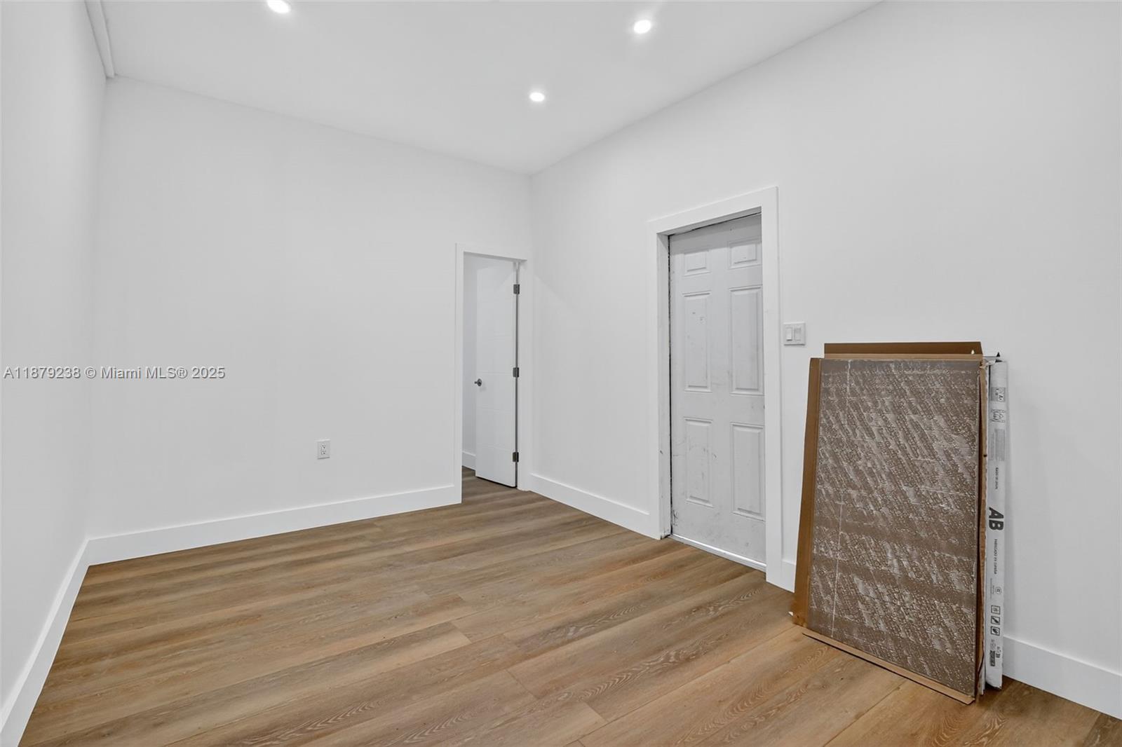 240 NW 146th St Miami, FL 33168