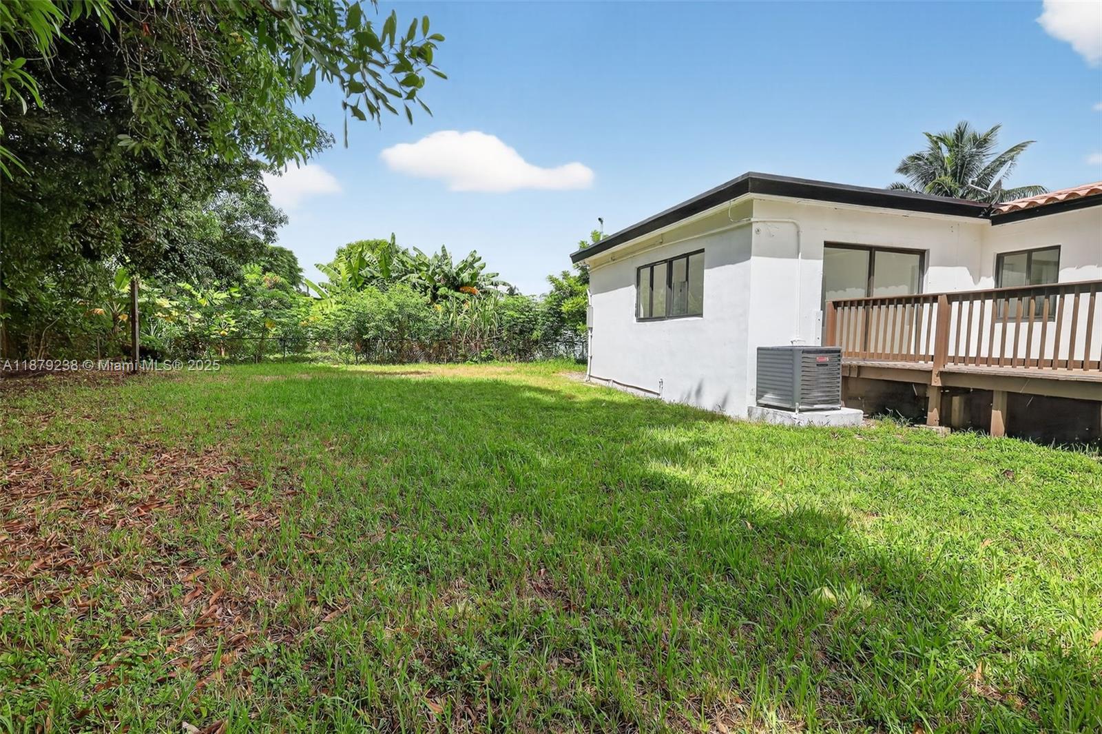 240 NW 146th St Miami, FL 33168