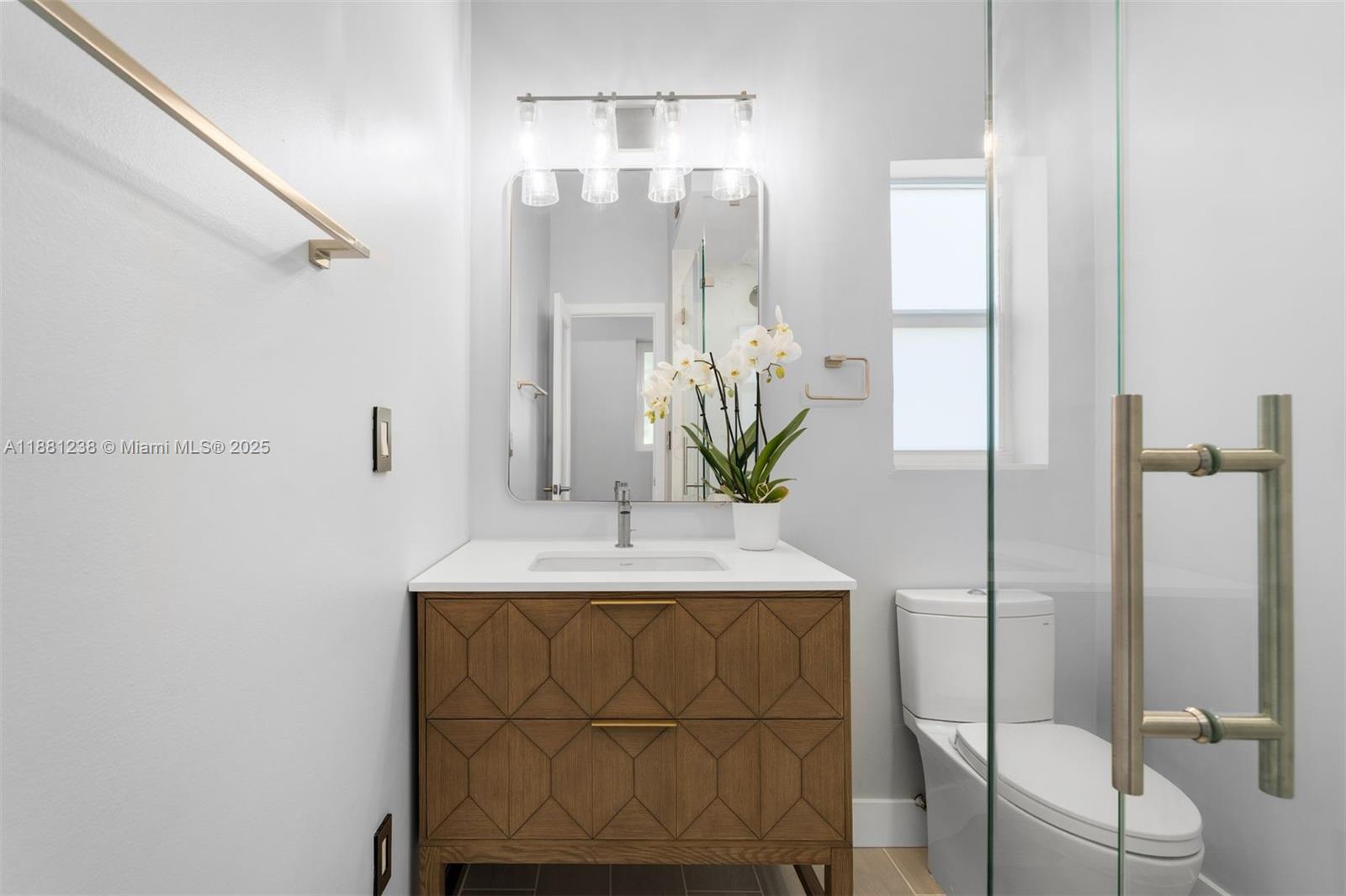 Undisclosed Address Miami Beach, FL 33141