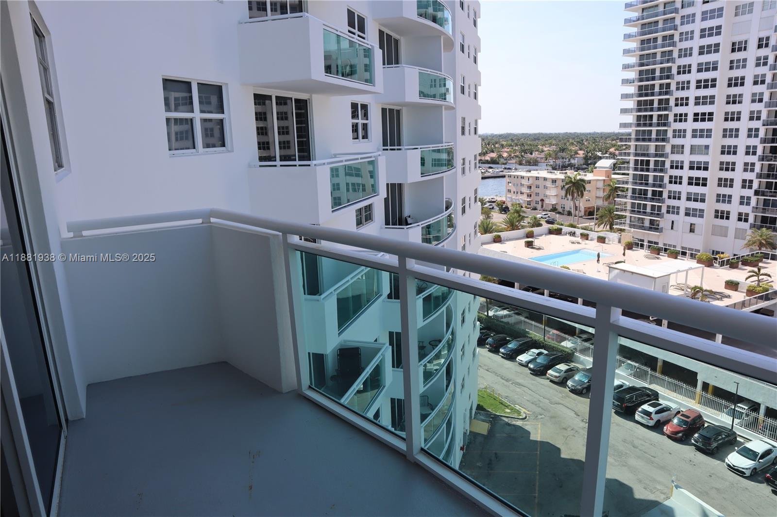 3001 S Ocean Dr #901 Hollywood, FL 33019