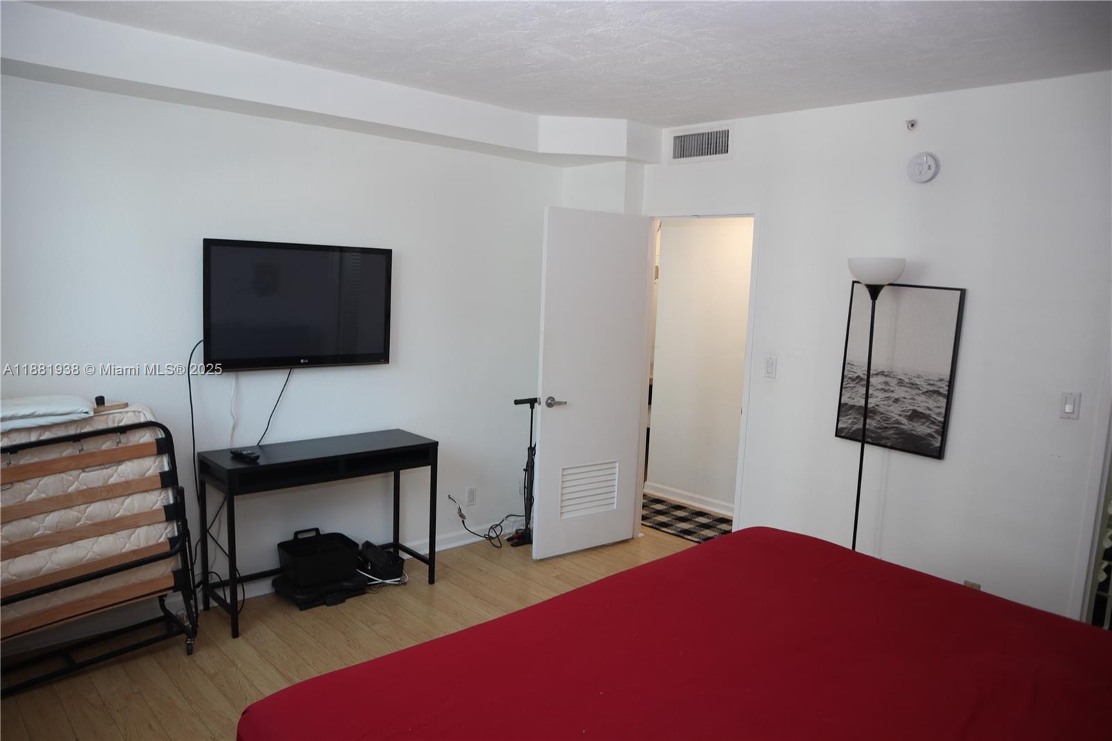 3001 S Ocean Dr #901 Hollywood, FL 33019