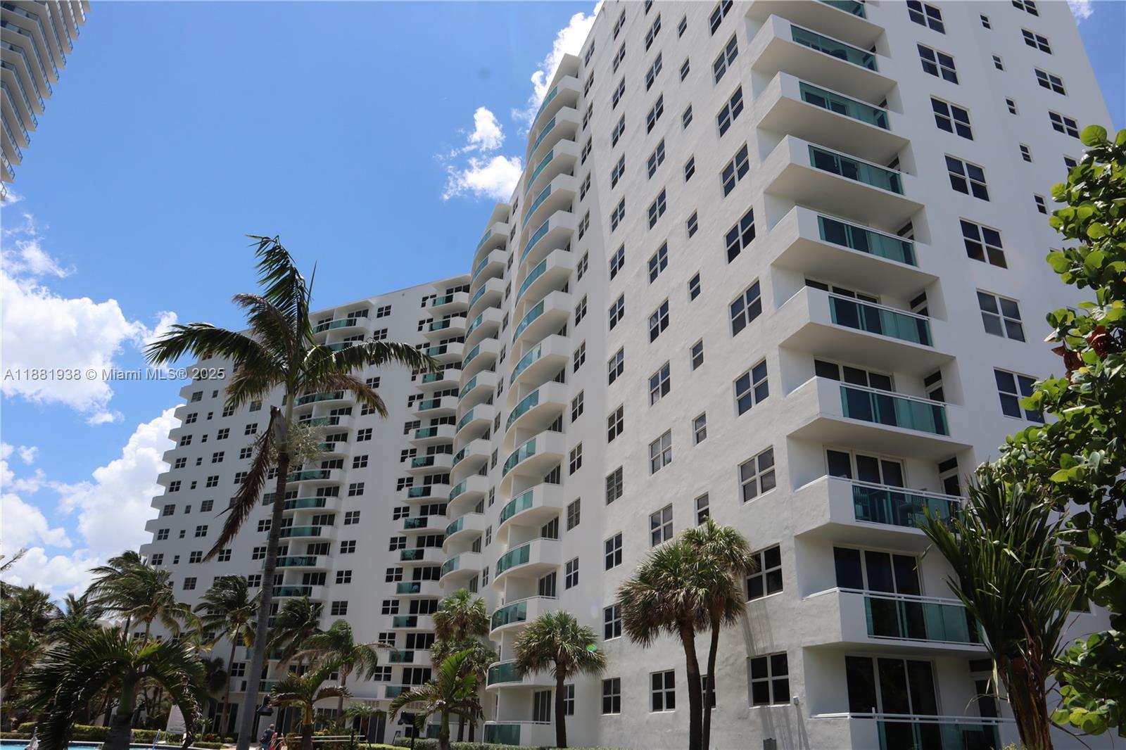 3001 S Ocean Dr #901 Hollywood, FL 33019