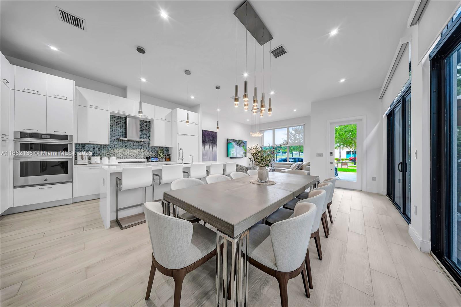 4757 NW 85th Ave Doral, FL 33166