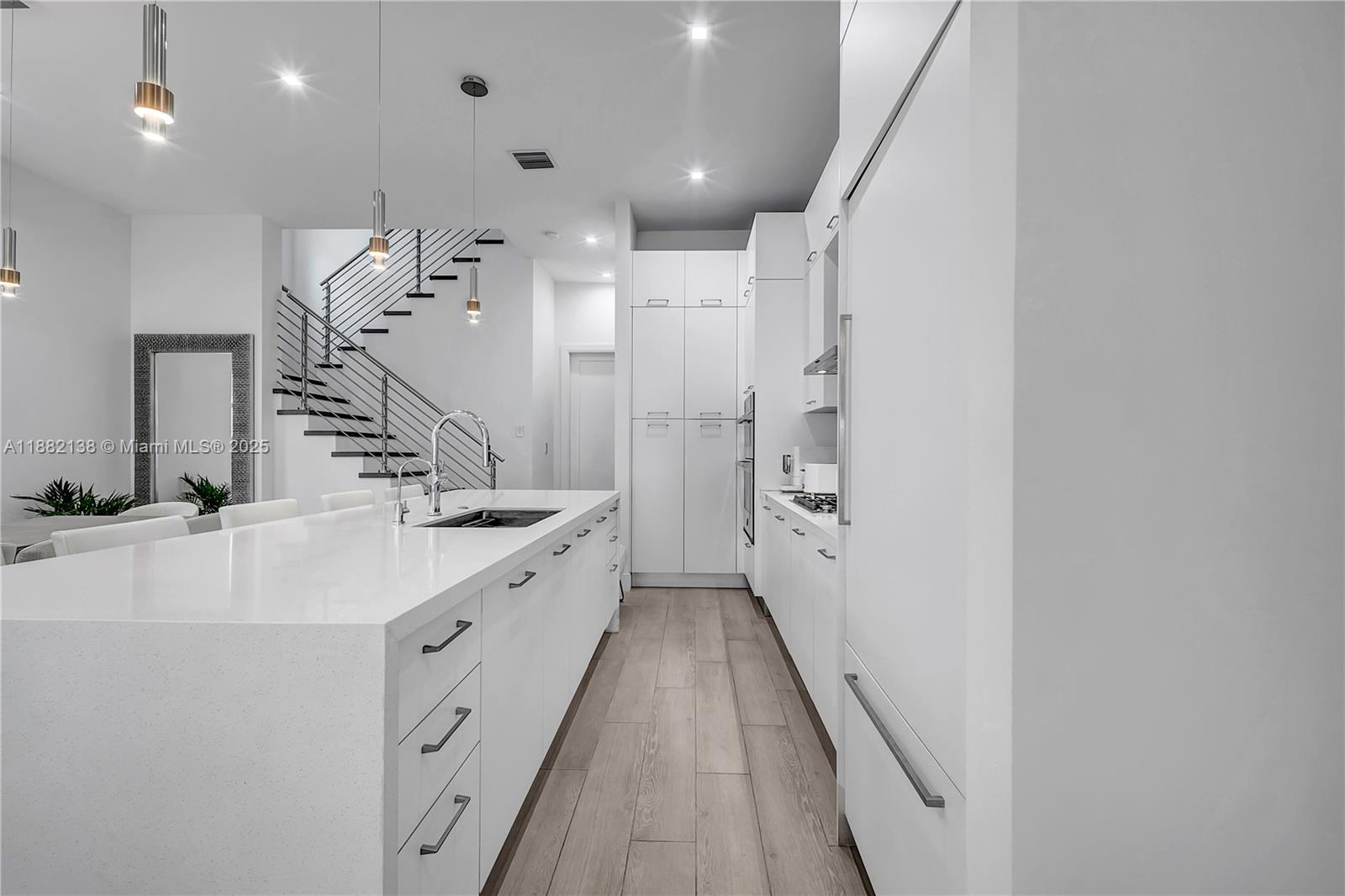 4757 NW 85th Ave Doral, FL 33166