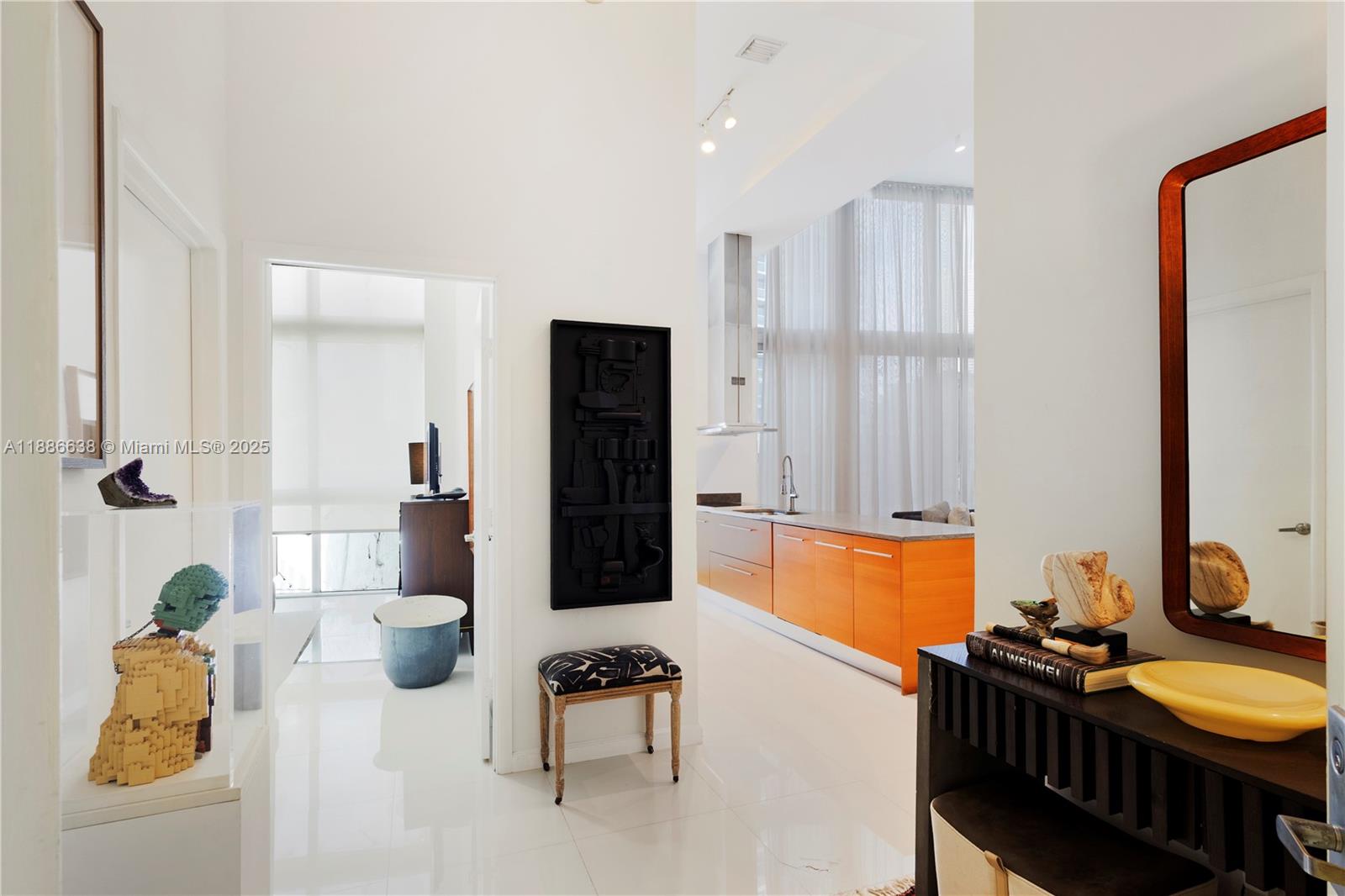 image Icon Brickell10