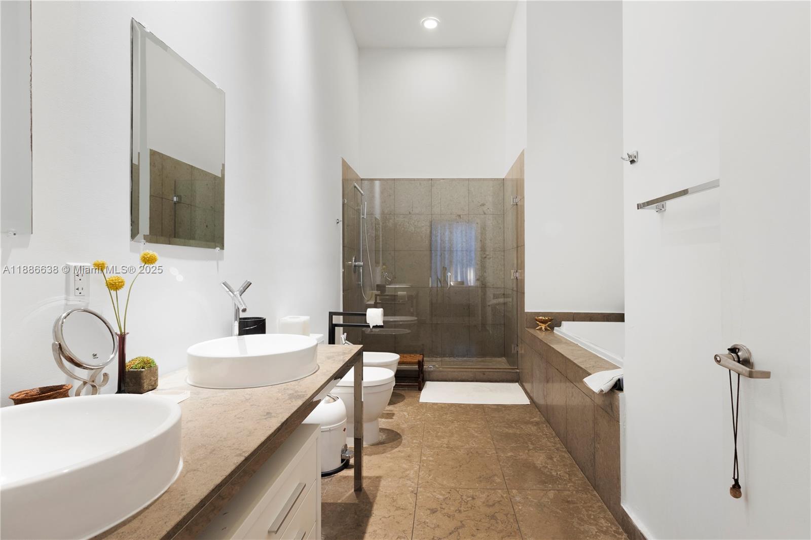 image Icon Brickell21