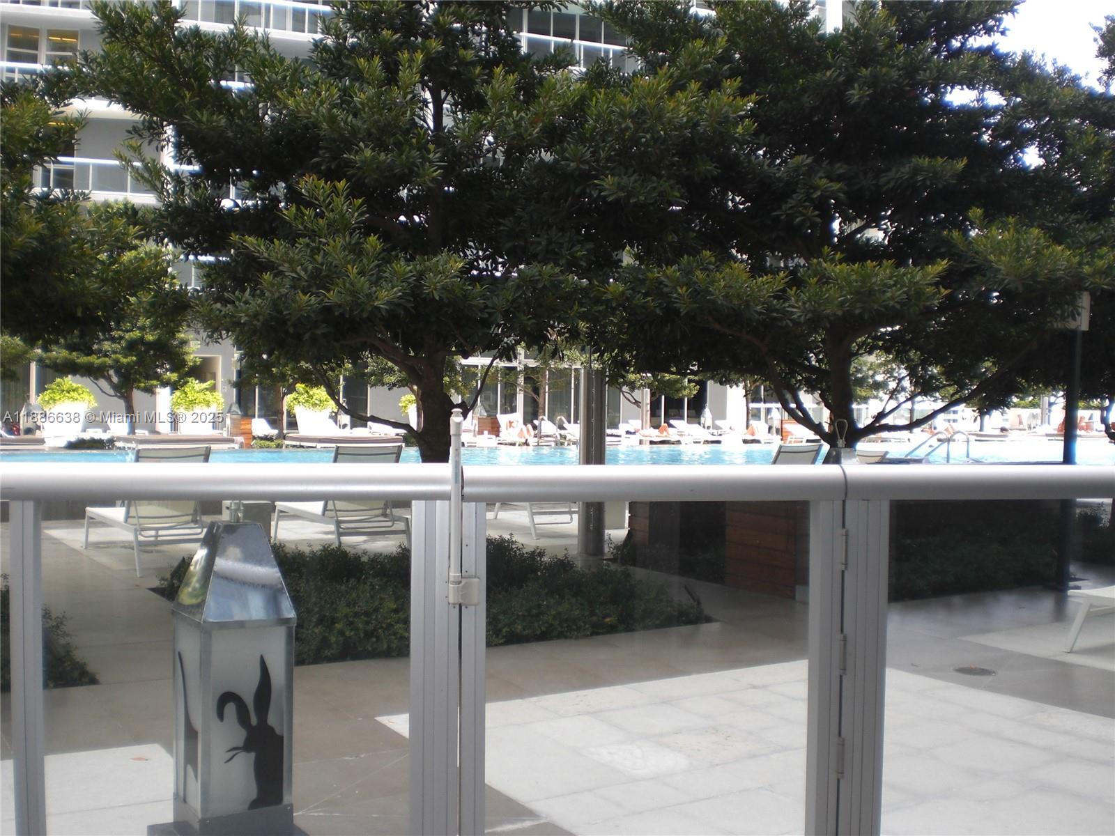 image Icon Brickell40