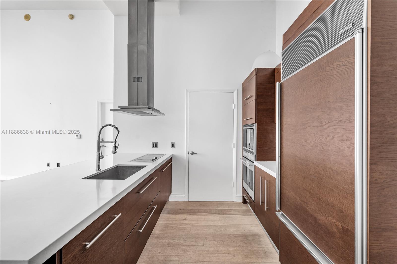 image Icon Brickell56