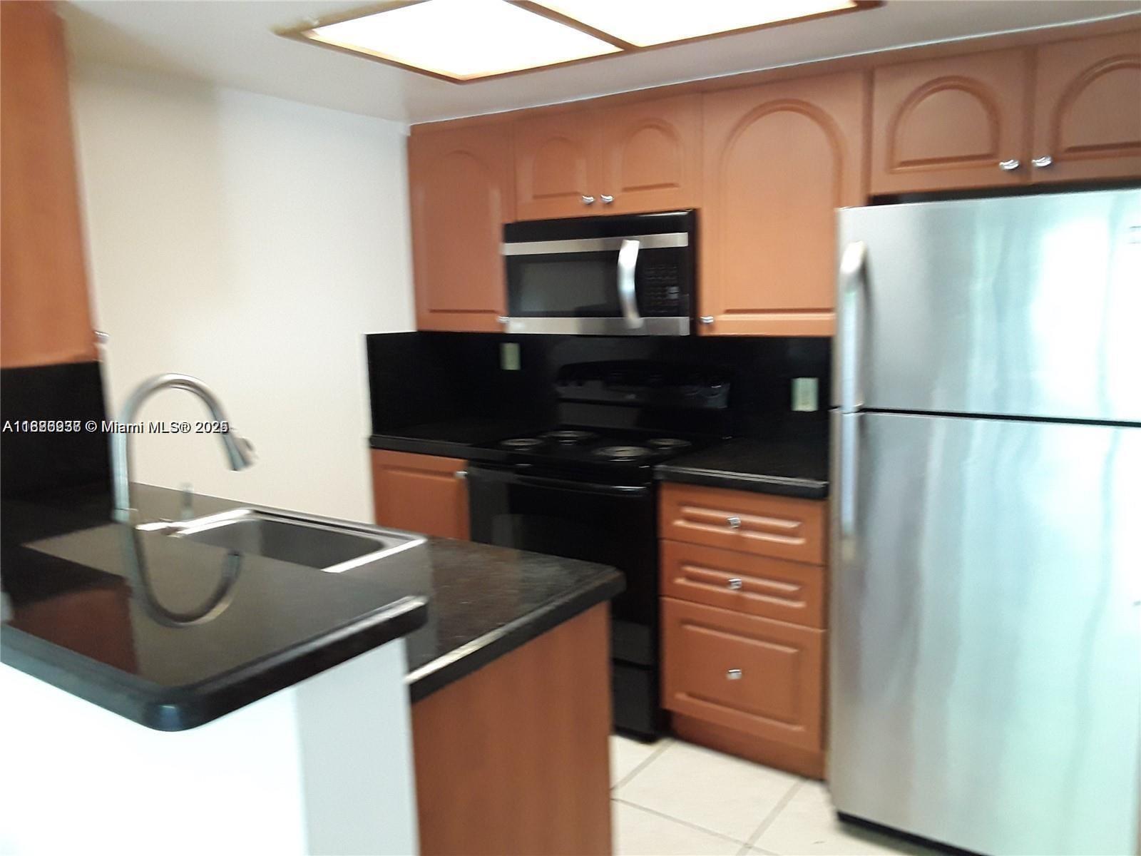8446 Coral Lk Way #8446
