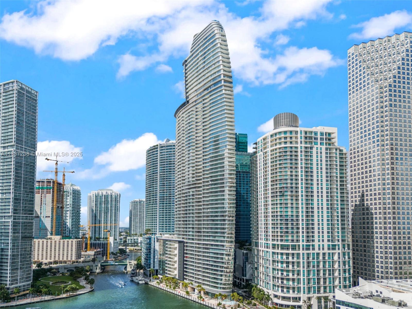 300 Biscayne Blvd Way #3508
