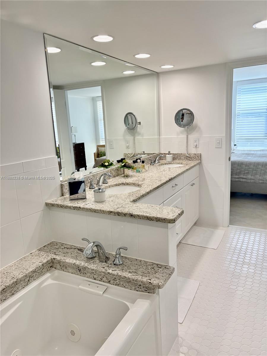 600 Biltmore Way #718 Coral Gables, FL 33134