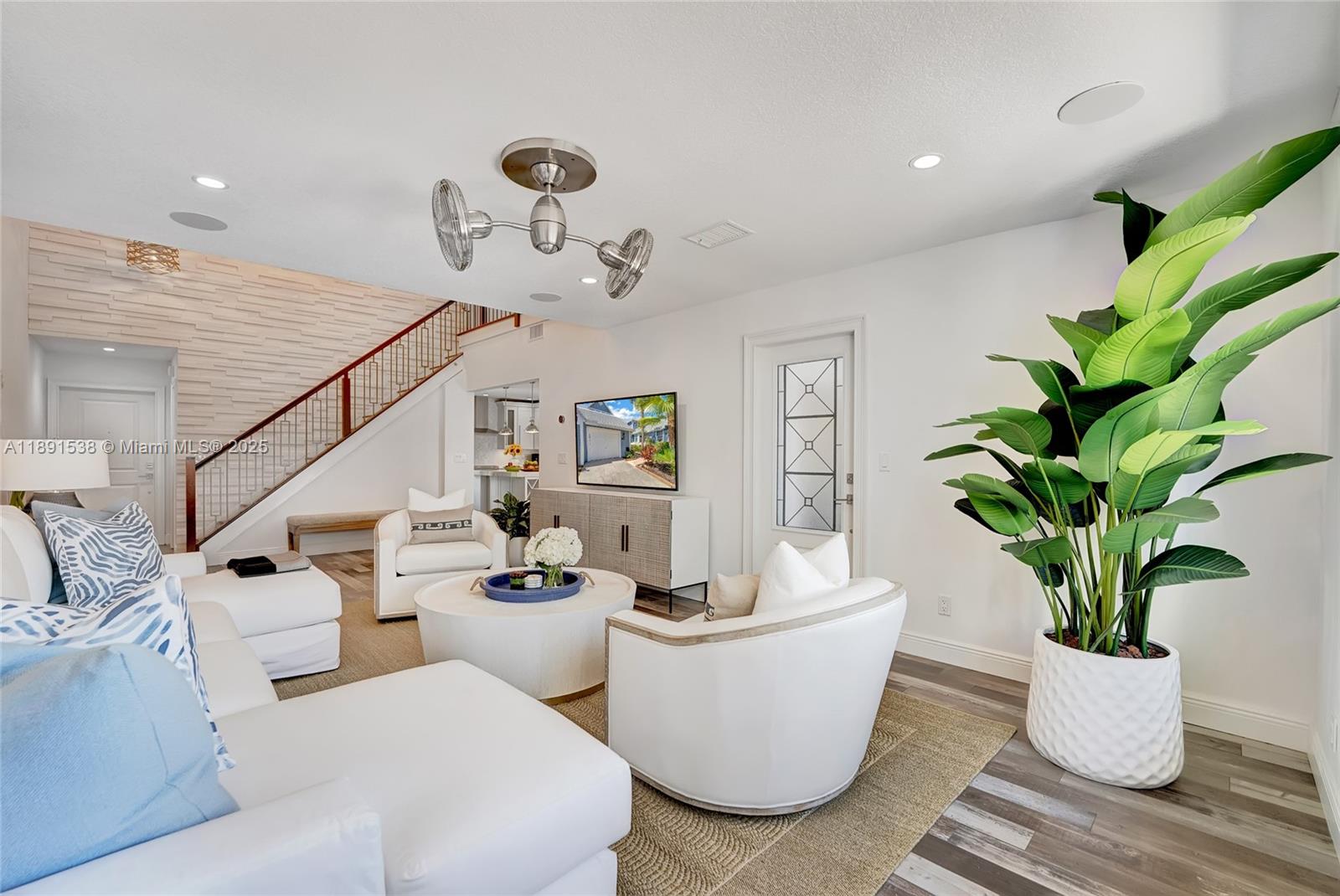 203 Ocean Dunes Cir Jupiter, FL 33477