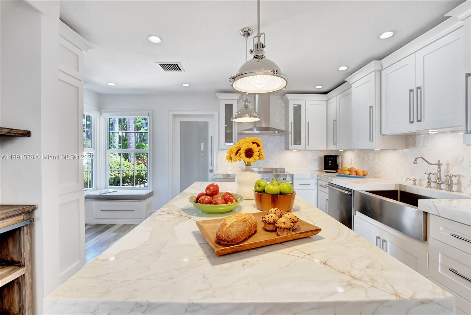 203 Ocean Dunes Cir Jupiter, FL 33477