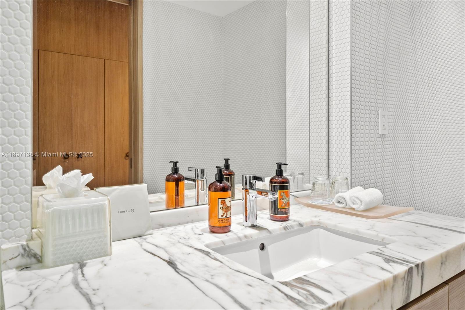 image Sls Lux Brickell14