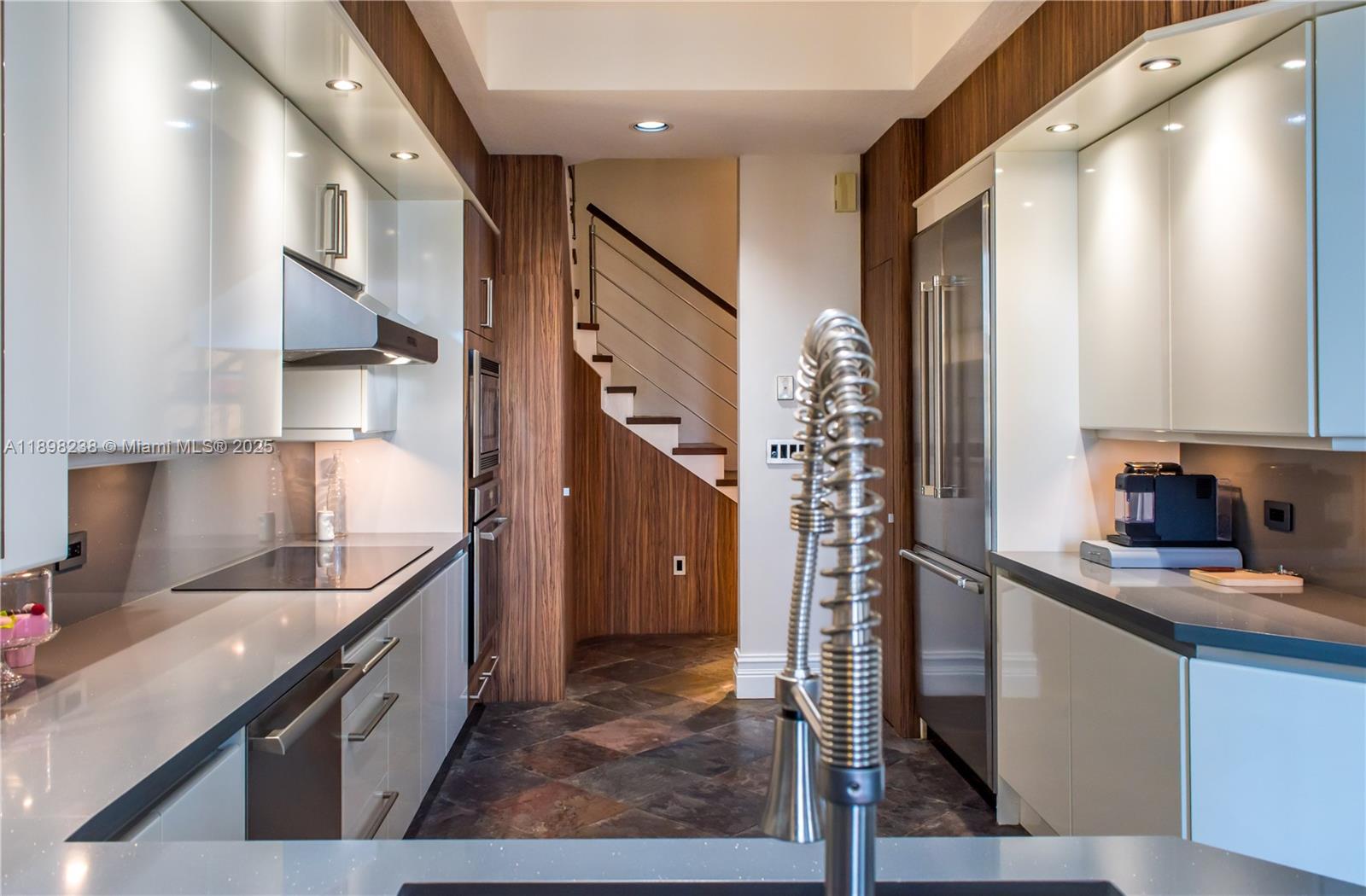 3705 NE 214th St #13 Aventura, FL 33180