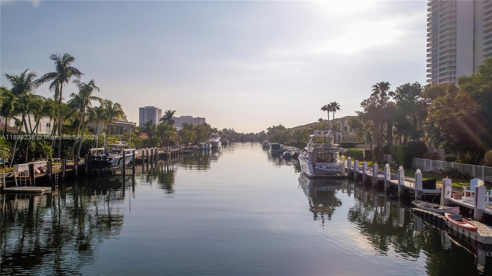 3705 NE 214th St #13 Aventura, FL 33180