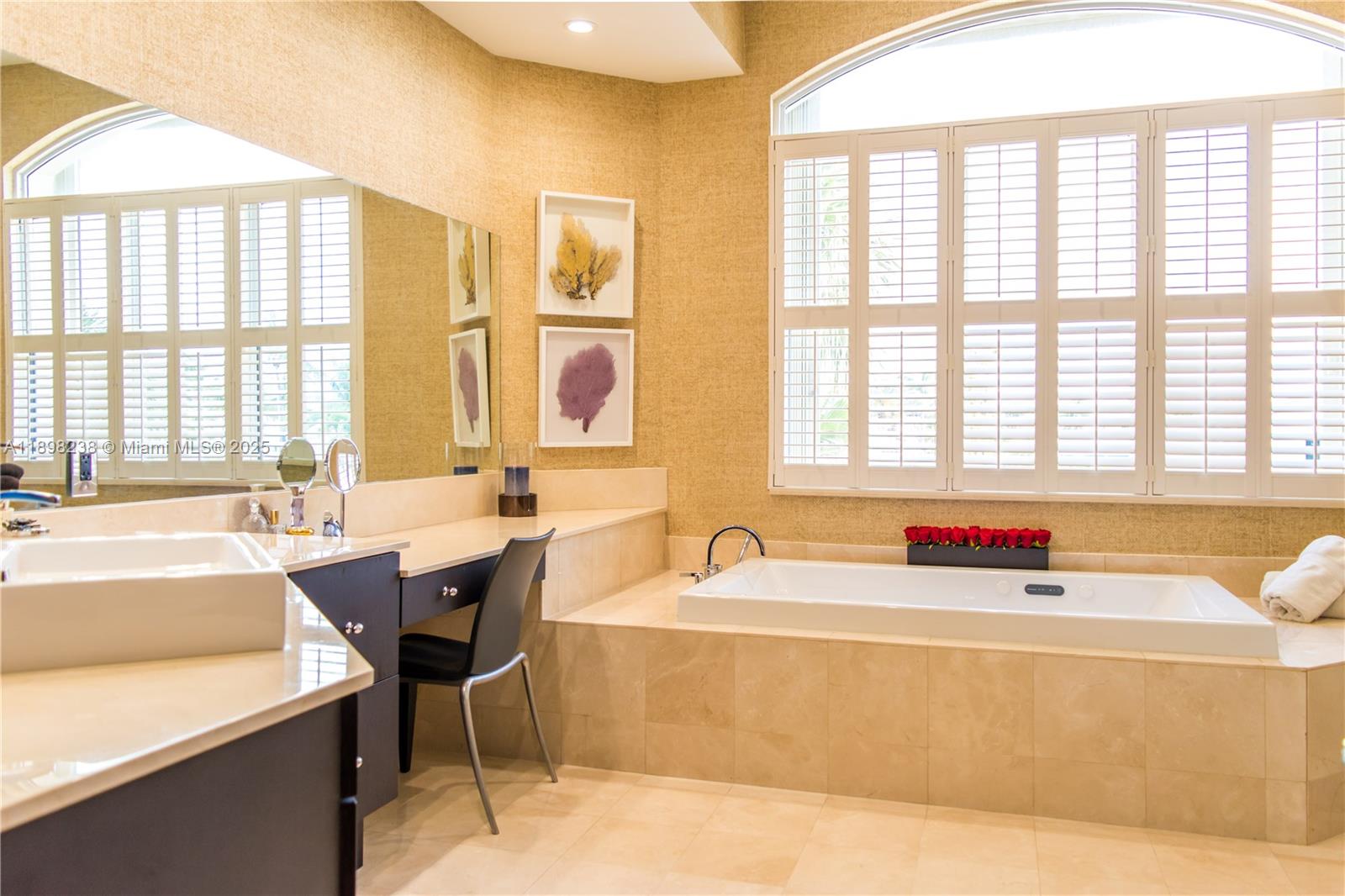 3705 NE 214th St #13 Aventura, FL 33180