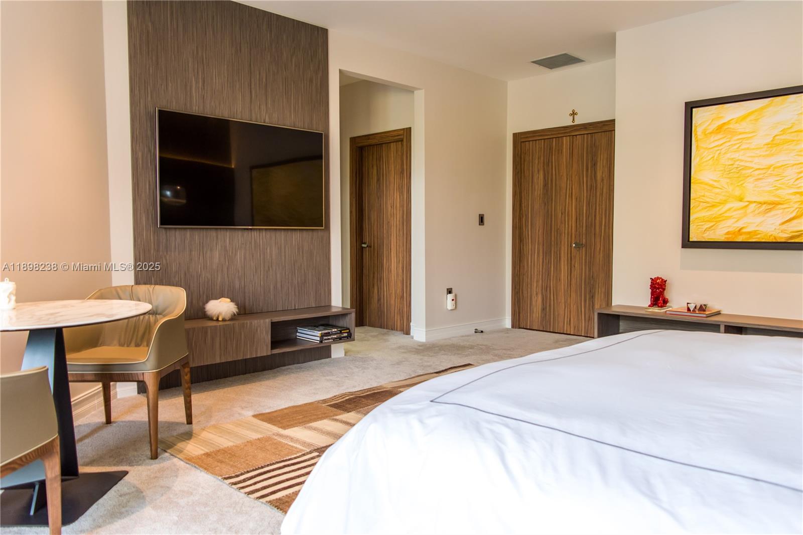 3705 NE 214th St #13 Aventura, FL 33180