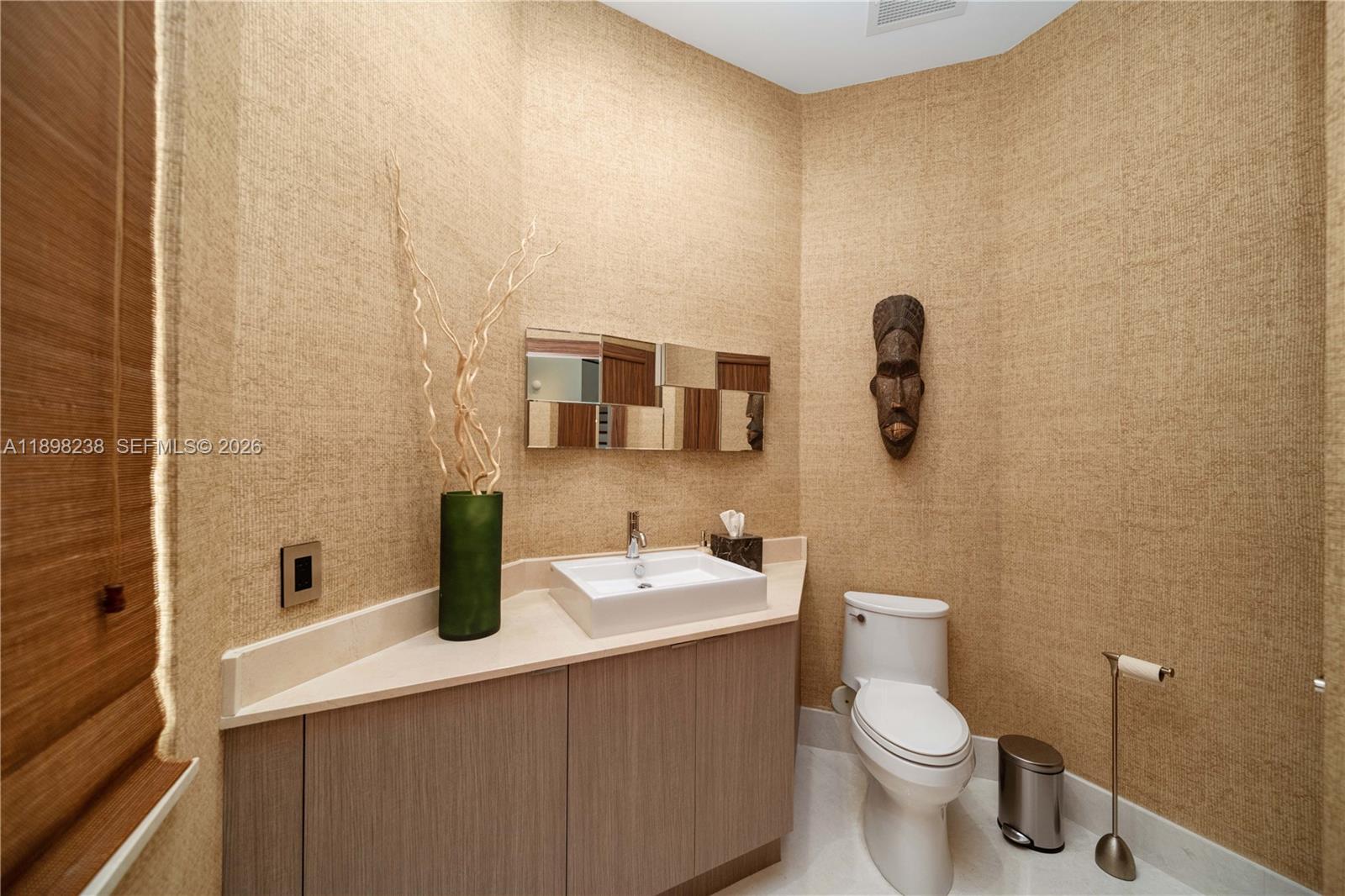 3705 NE 214th St #13 Aventura, FL 33180