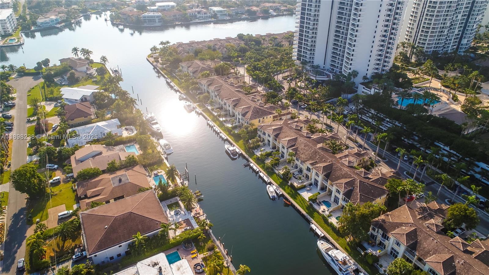 3705 NE 214th St #13 Aventura, FL 33180