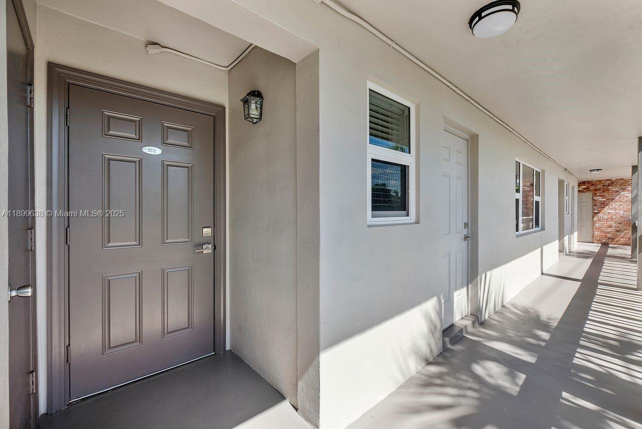 3111 NE 51st St #202C Fort Lauderdale, FL 33308