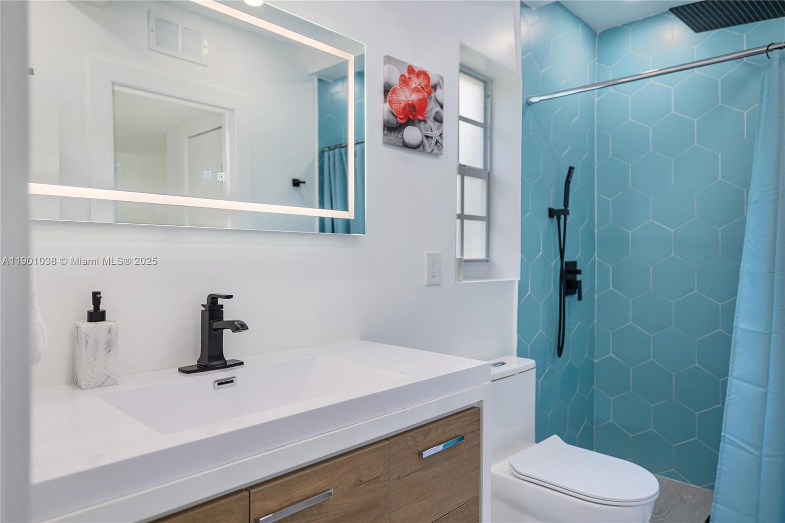 8926 Abbott Ave Surfside, FL 33154