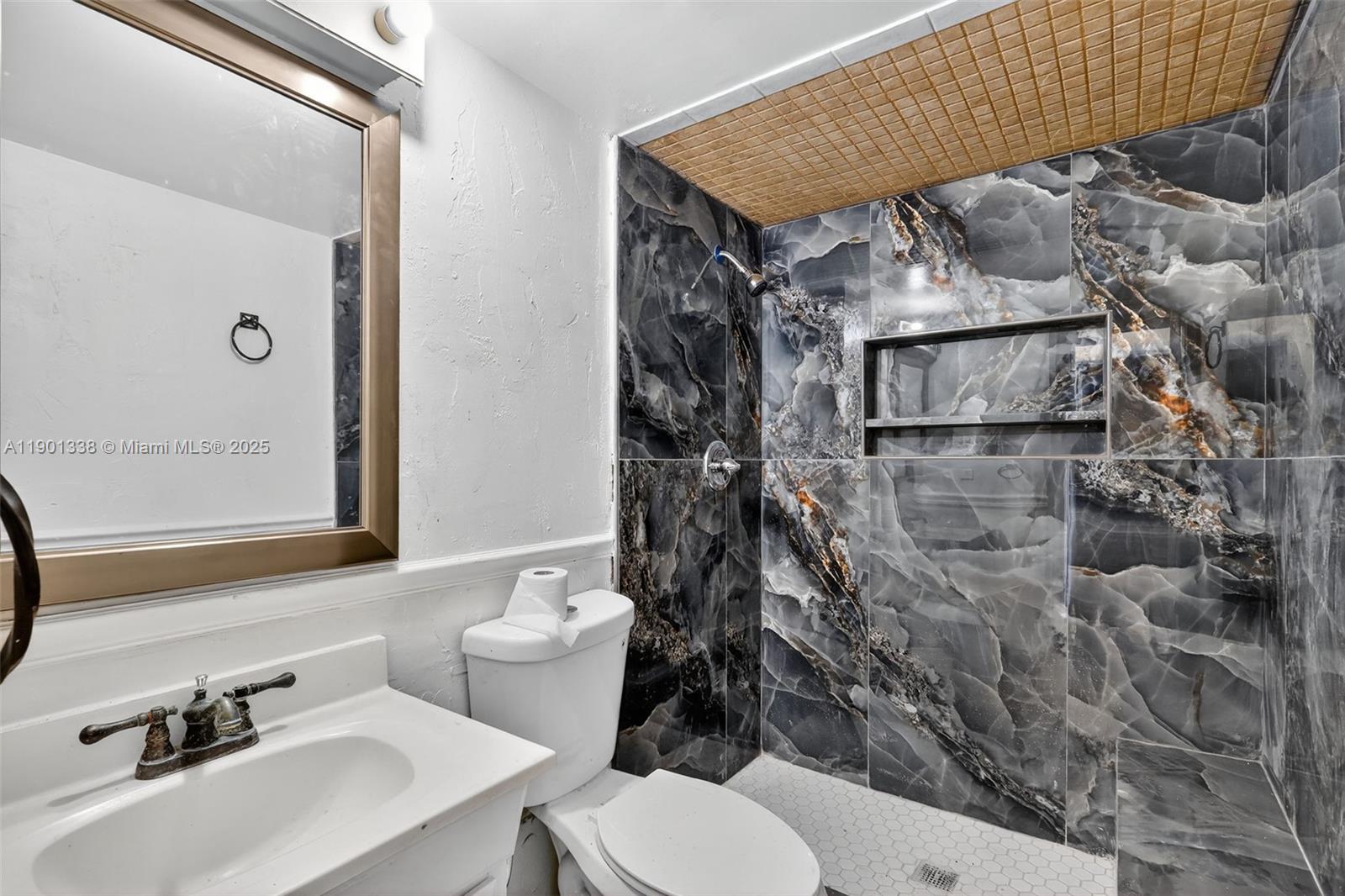 611 Broward Ave Green Acres, FL 33463