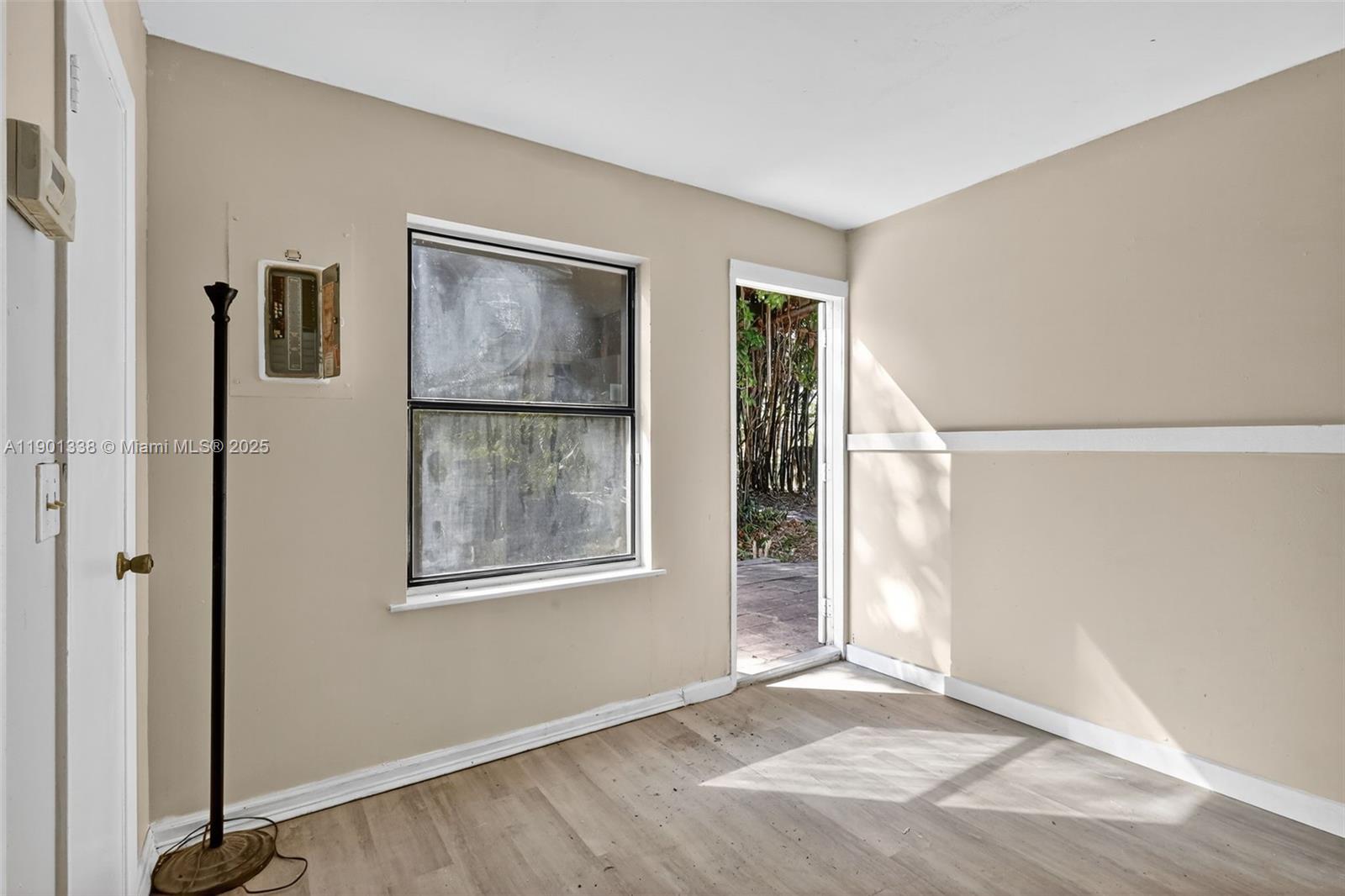 611 Broward Ave Green Acres, FL 33463