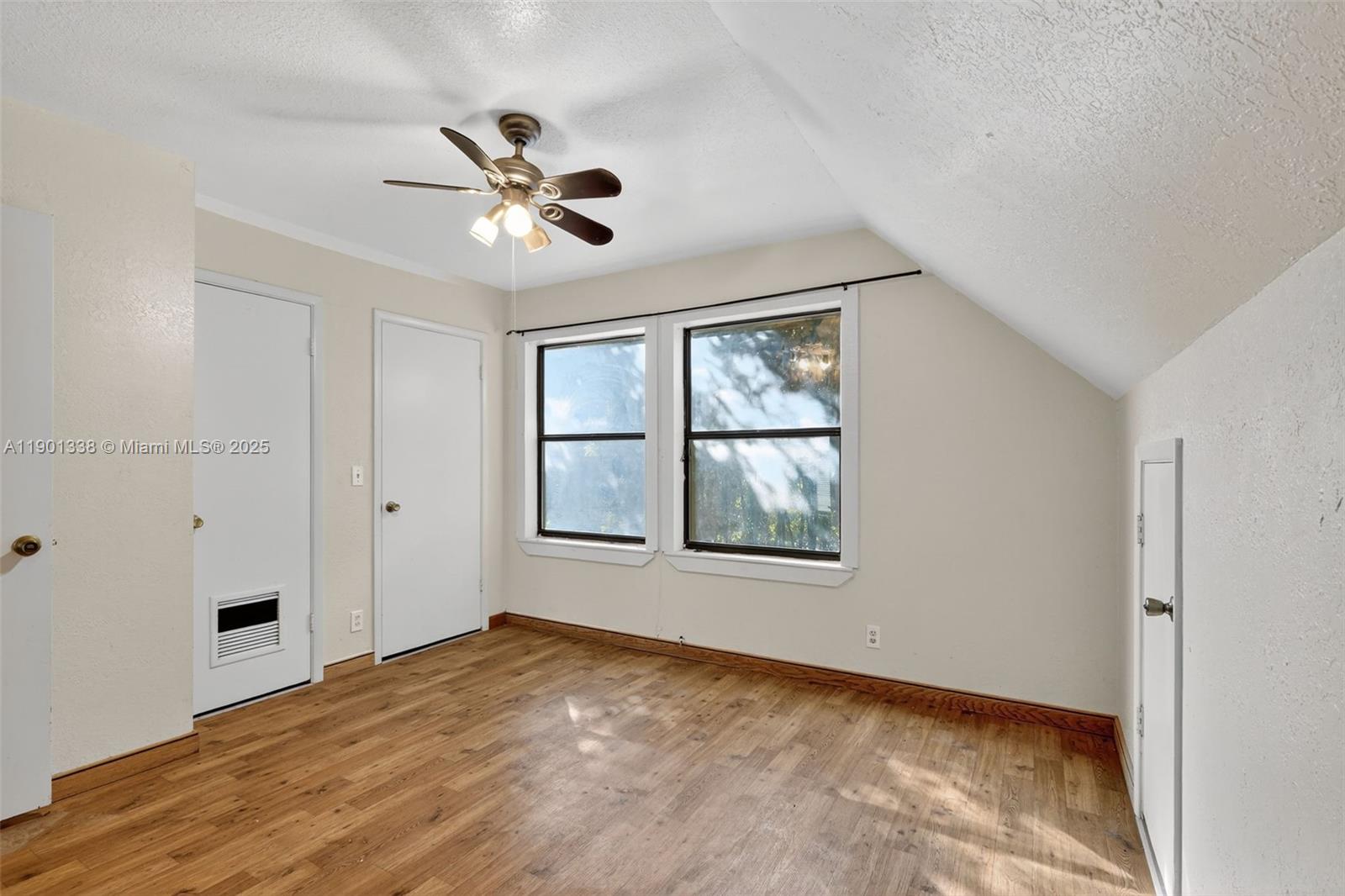 611 Broward Ave Green Acres, FL 33463