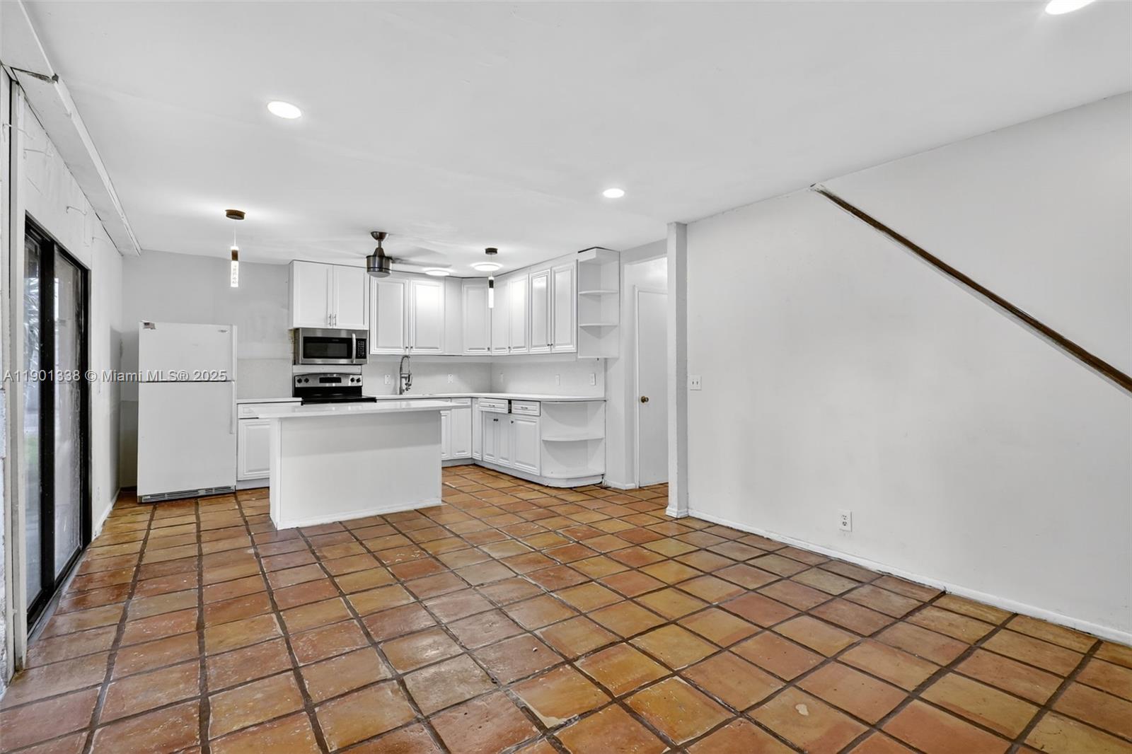 611 Broward Ave Green Acres, FL 33463