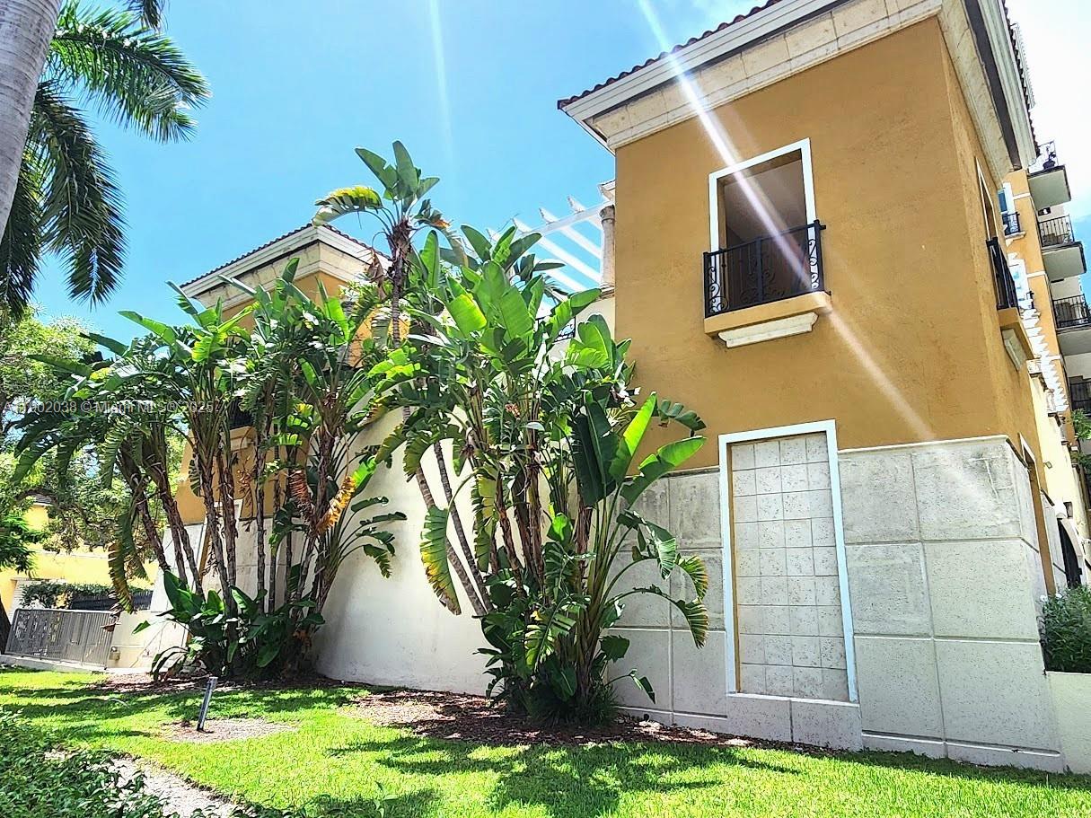 20 Calabria Ave #505 Coral Gables, FL 33134