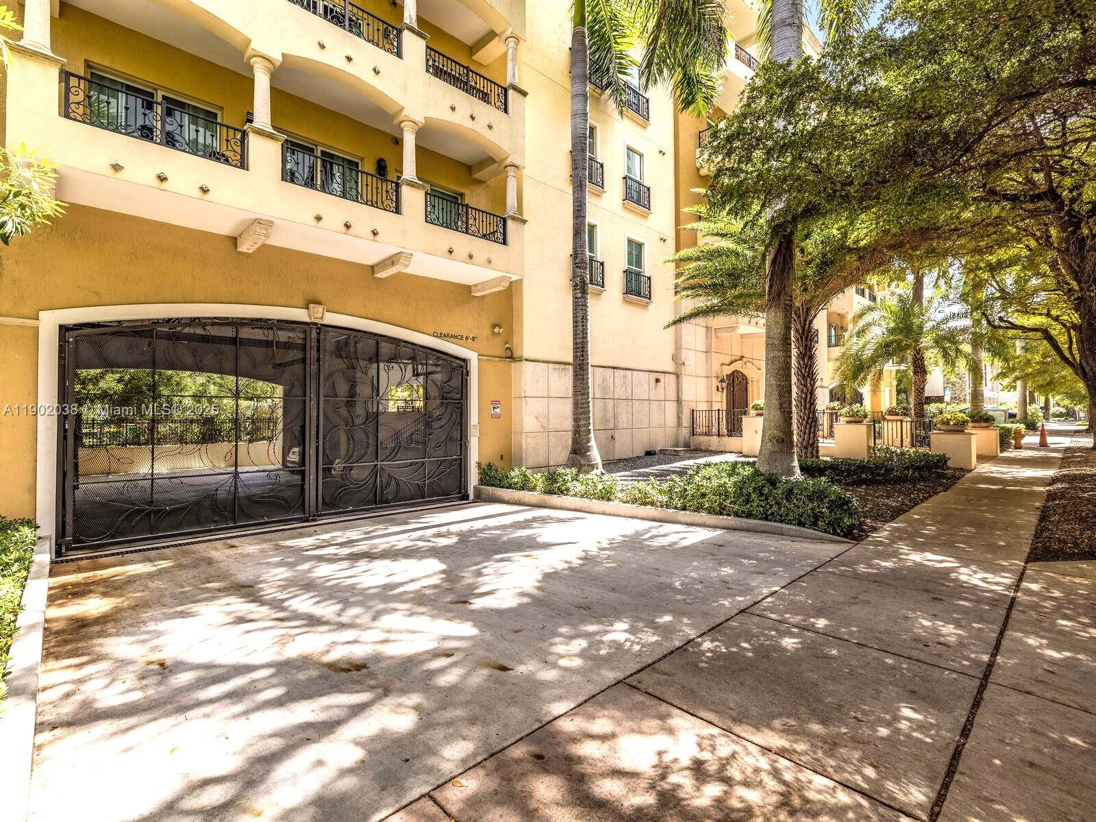 20 Calabria Ave #505 Coral Gables, FL 33134