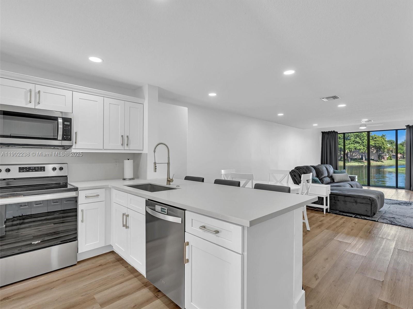 3965 Cocoplum Cir #D