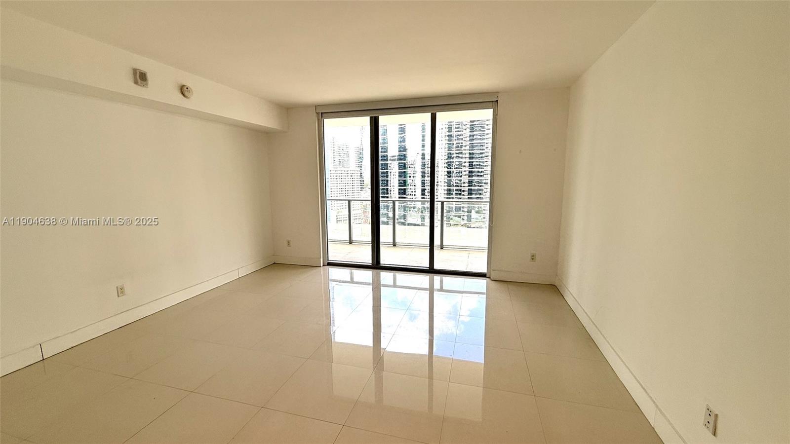 1300 Brickell Bay Dr #2300