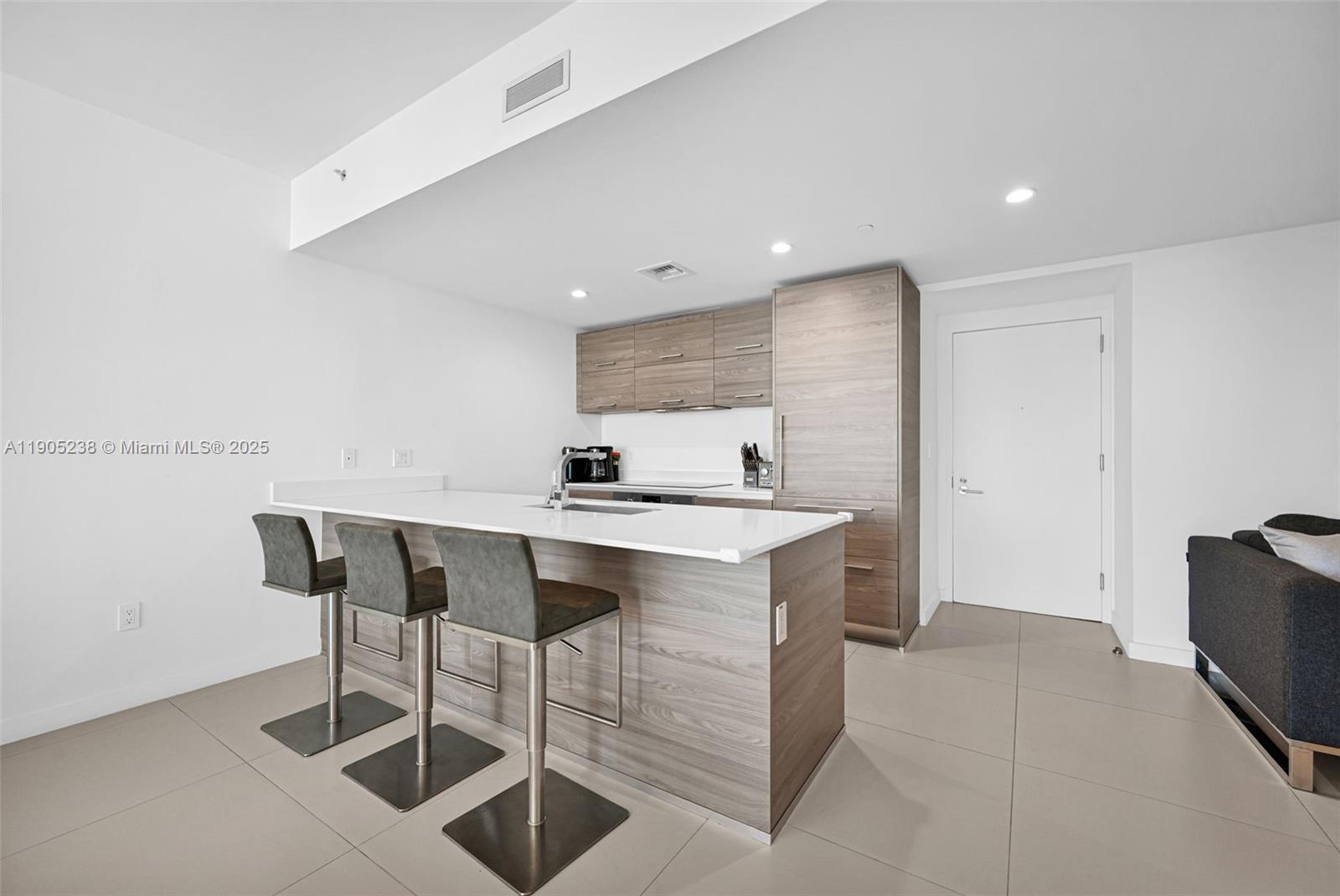 image Sls Brickell11