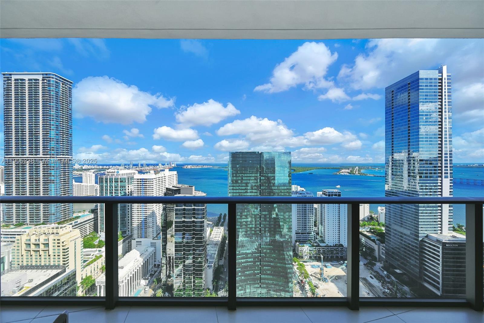image Sls Brickell1