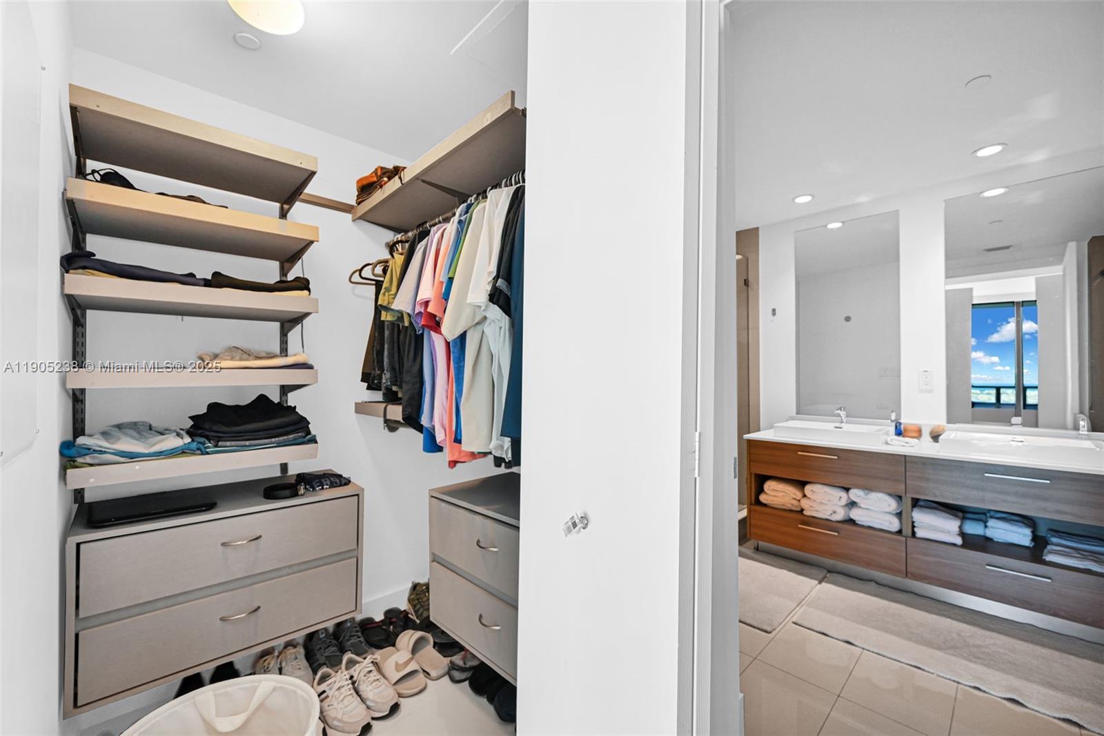 image Sls Brickell21